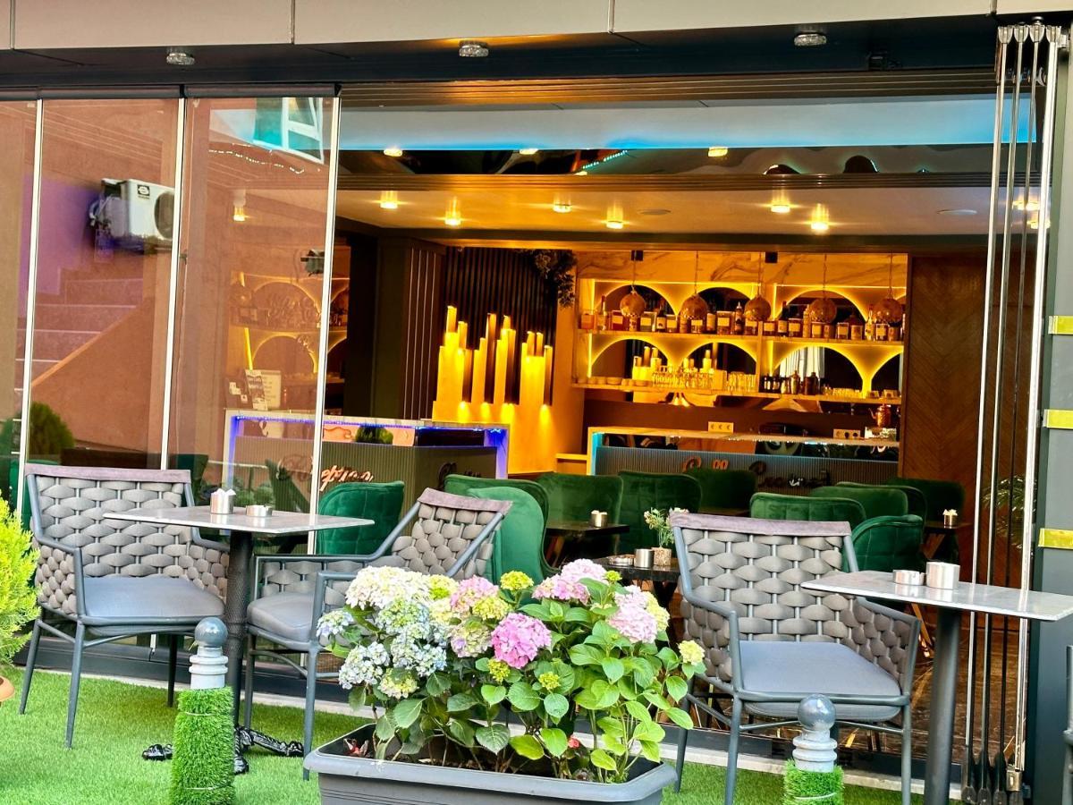 Grand Hurriyet Hotel Istambul Exterior foto