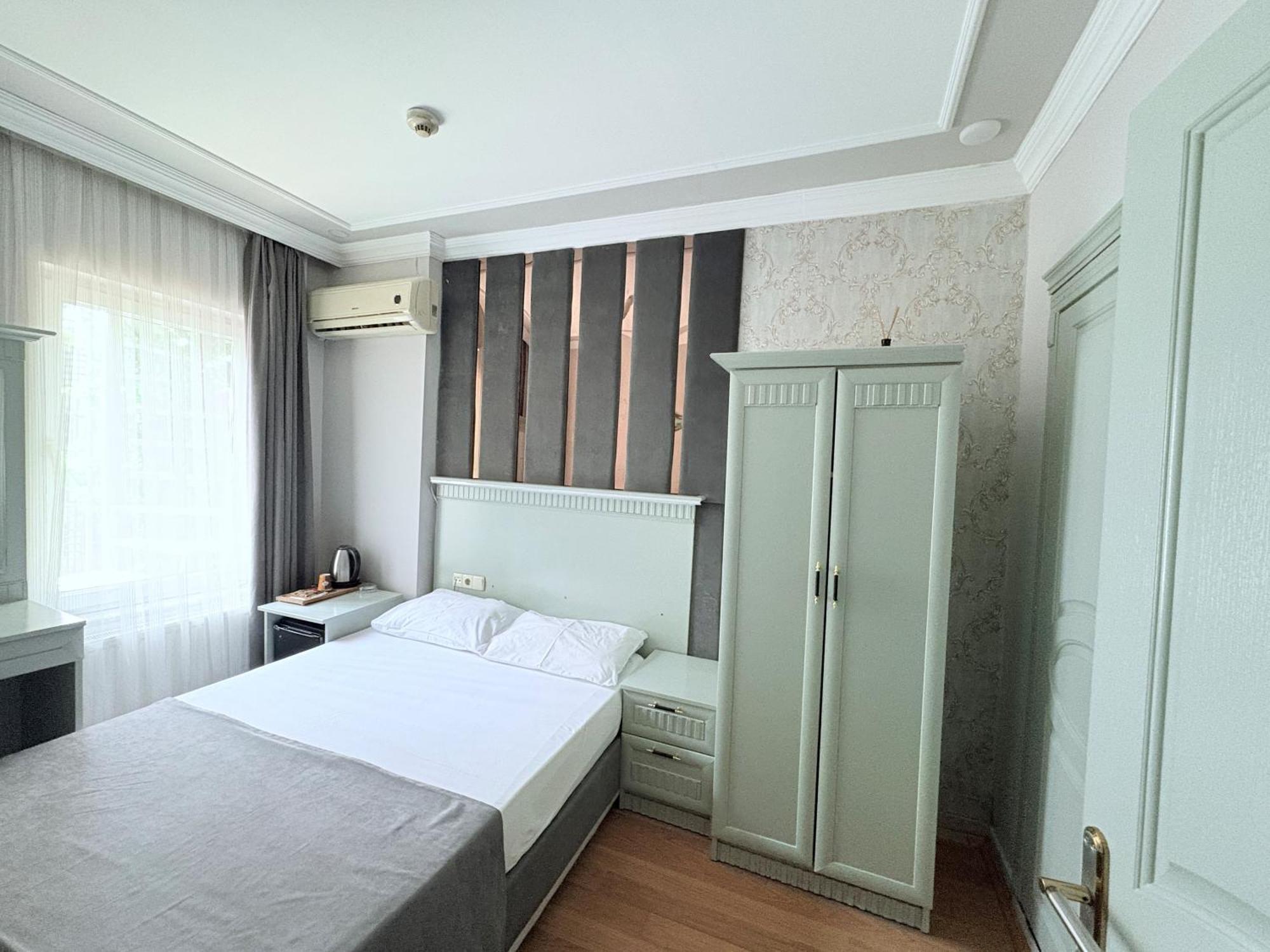 Grand Hurriyet Hotel Istambul Exterior foto